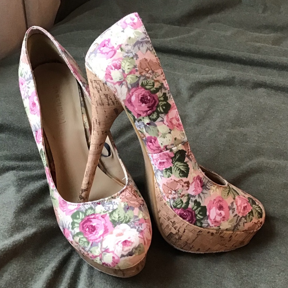 Floral pumps